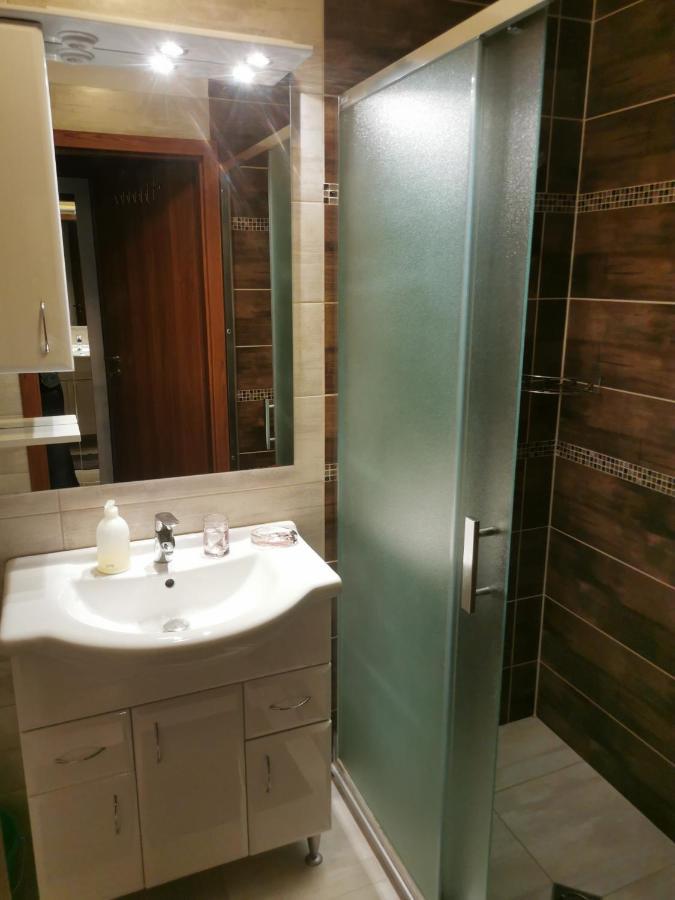 Szabó Apartman Sarvar Exterior foto